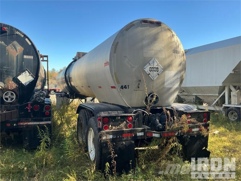 Fruehauf TEH-F2-R-7000 7000 gal Asphalt Tank Trailer Prikolice cisterne