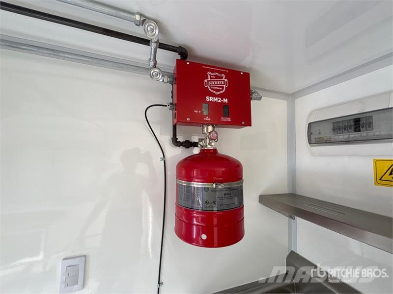  FUD 14 ft T/A Food Concession Trailer Andre hengere