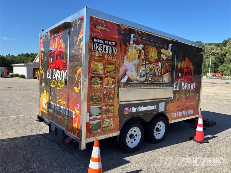  FUD 14 ft T/A Food Concession Trailer Andre hengere