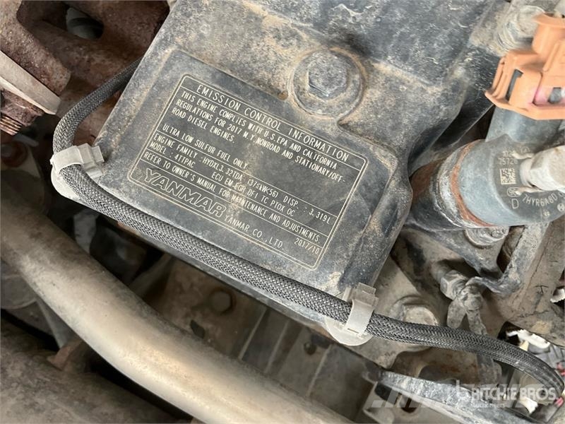 Gehl AL650 لوادر بعجل