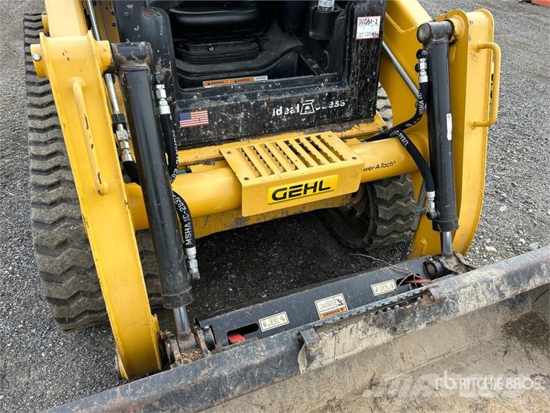 Gehl RT215 Compact Track Loader Skid steer mini nakladalci