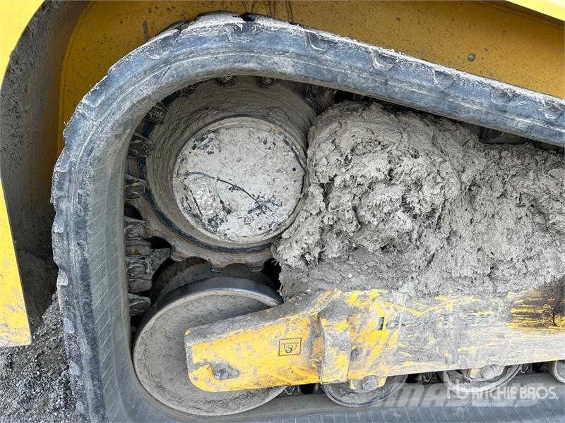 Gehl RT215 Compact Track Loader Skid steer mini nakladalci