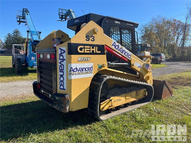 Gehl RT215 Two-Speed High Flow Compact Track Loader Smykem řízené nakladače