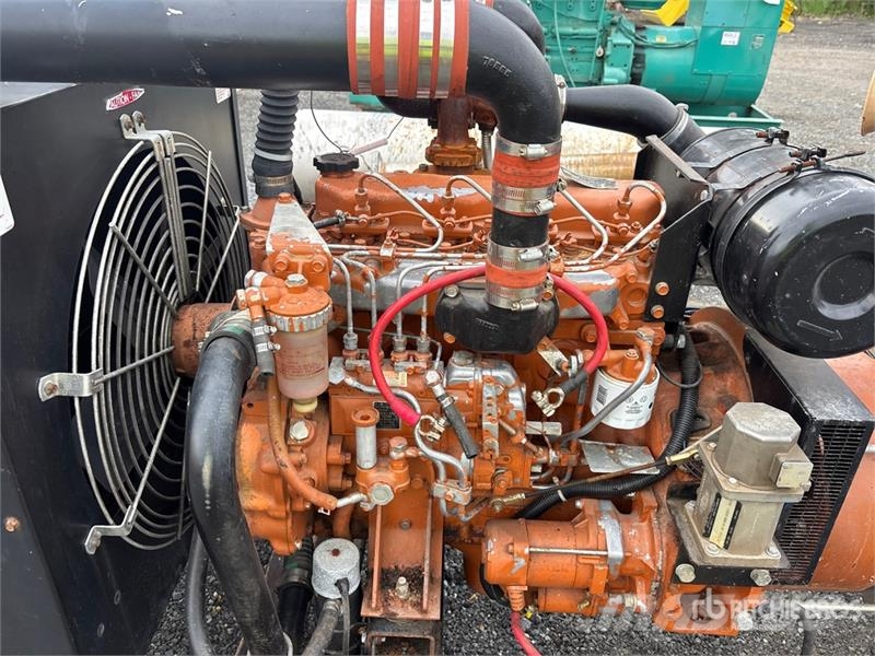 Generac 91A04055-S 75 kW Skid-Mounted Generator Set Naftové generátory