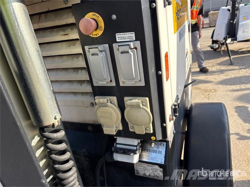 Generac G4-ECO 3.3 kW Light Tower Освітлювальні вежі