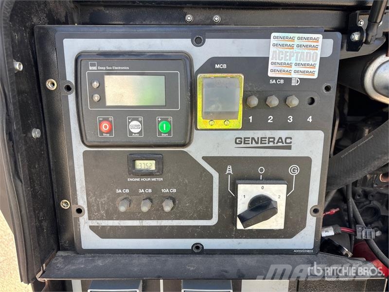 Generac G4-ECO2 3.3 kW Light Tower Освітлювальні вежі