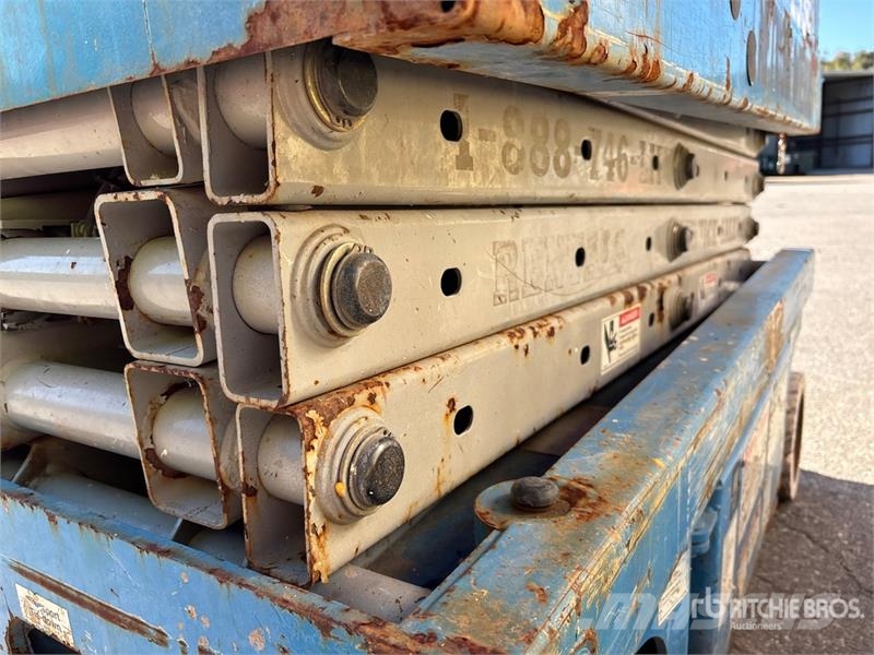 Genie GS-1930 剪叉式升降机