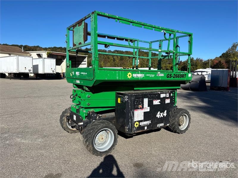 Genie GS-2669RT 4x4 Diesel Scissor Lift Šķerveida pacēlāji