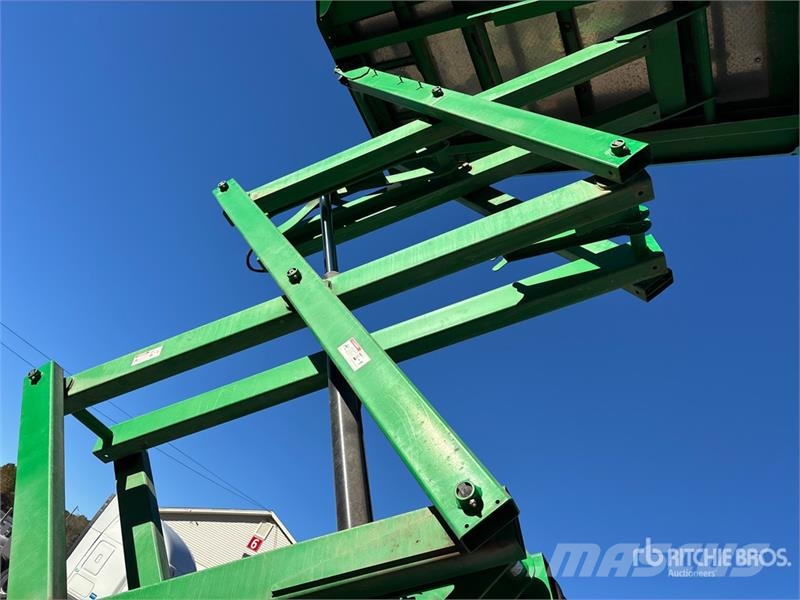 Genie GS-2669RT 4x4 Diesel Scissor Lift Šķerveida pacēlāji