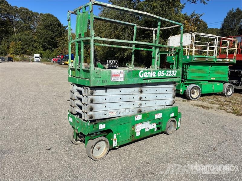 Genie GS-3232 Scissor lifts