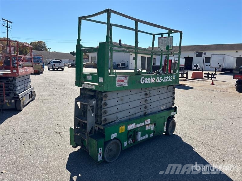 Genie GS-3232 Scissor lifts