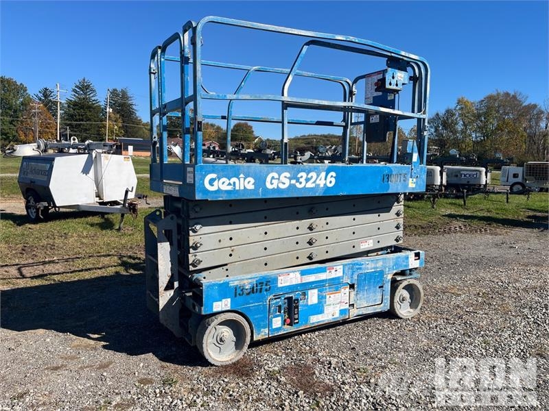 Genie GS-3246 Scheren-Arbeitsbühnen