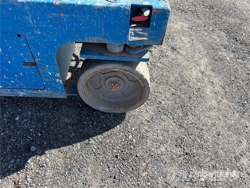 Genie GS-3246 Electric Scissor Lift Elevadores de tesoura