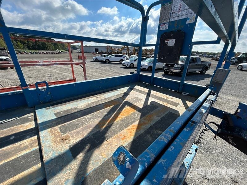 Genie GS-3246 Electric Scissor Lift Elevadores de tesoura