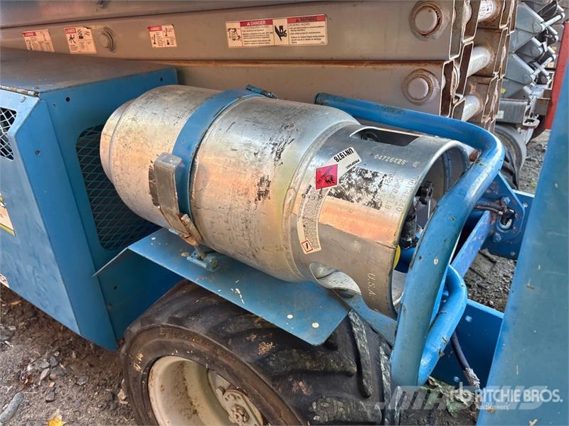 Genie GS-3268 Šķerveida pacēlāji