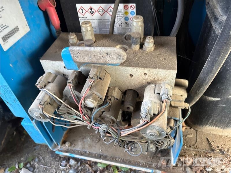 Genie GS-3268 Šķerveida pacēlāji