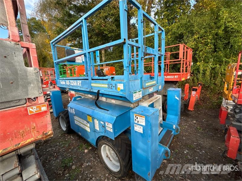 Genie GS-3268 Šķerveida pacēlāji