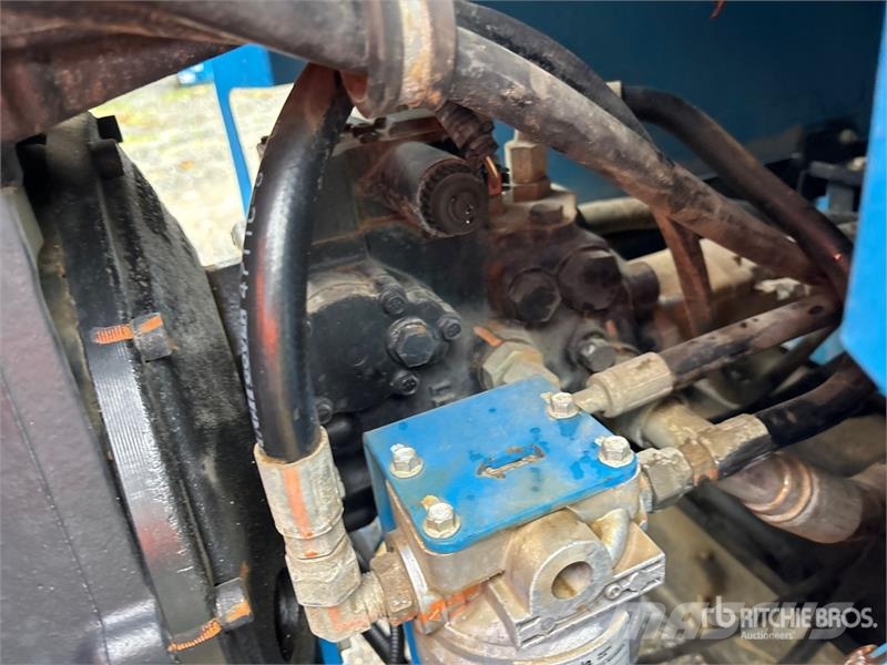 Genie GS-3390 رافعات مقصية الشكل