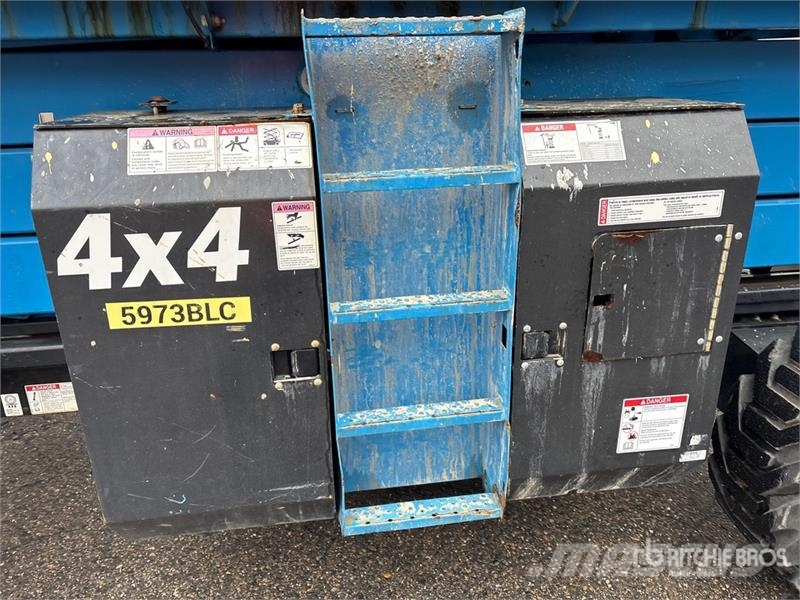 Genie GS-3390 رافعات مقصية الشكل
