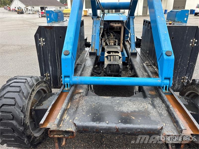 Genie GS-3390 رافعات مقصية الشكل