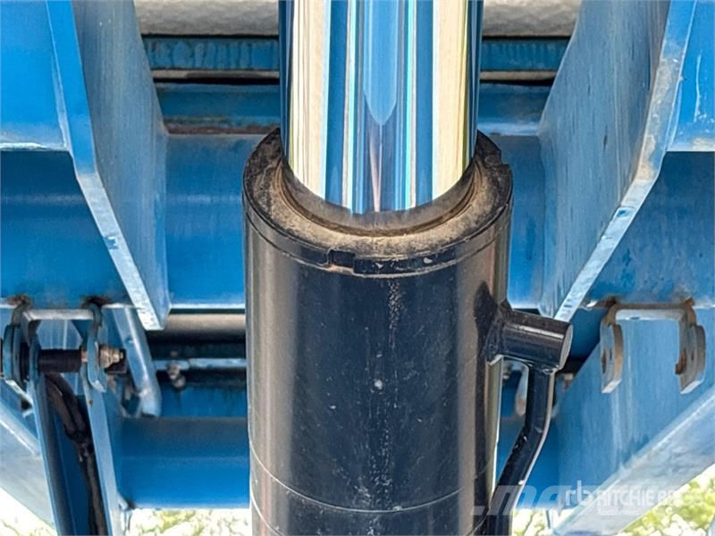 Genie GS-3390 رافعات مقصية الشكل