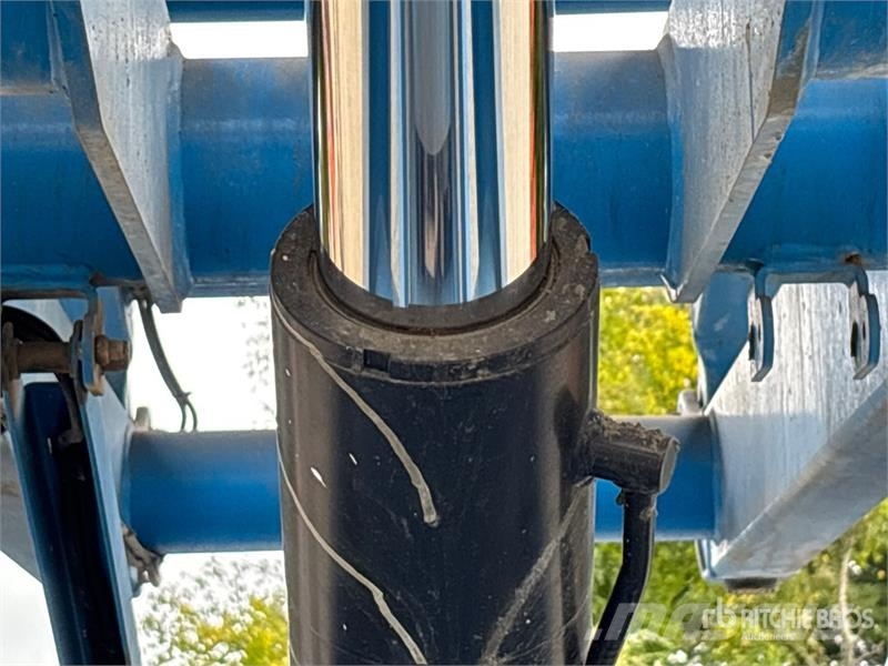 Genie GS-4390RT 4x4 Diesel Scissor Lift Ollós emelők