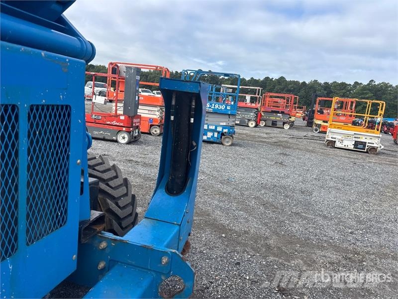 Genie GS-5390 4x4 Diesel Scissor Lift Ollós emelők