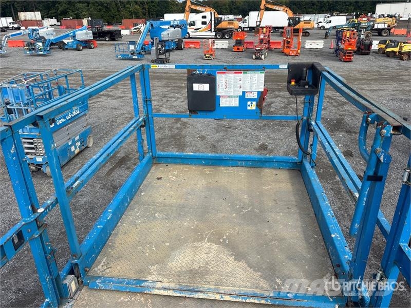 Genie GS-5390 4x4 Diesel Scissor Lift Ollós emelők