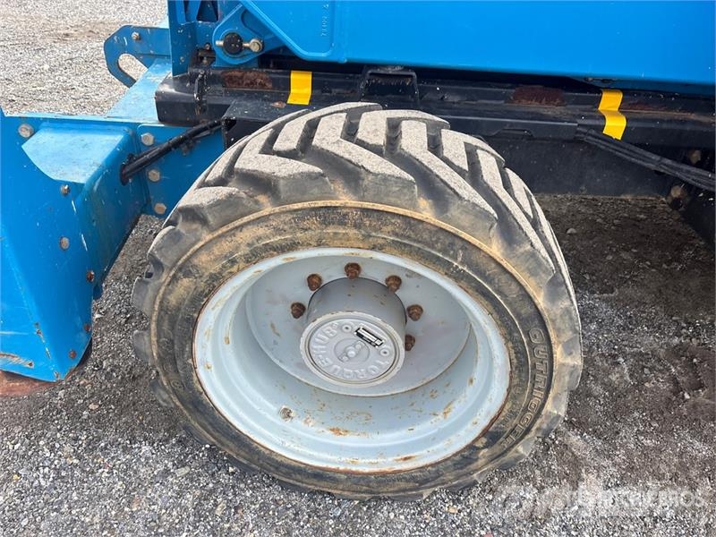 Genie GS-5390 4x4 Diesel Scissor Lift Ollós emelők