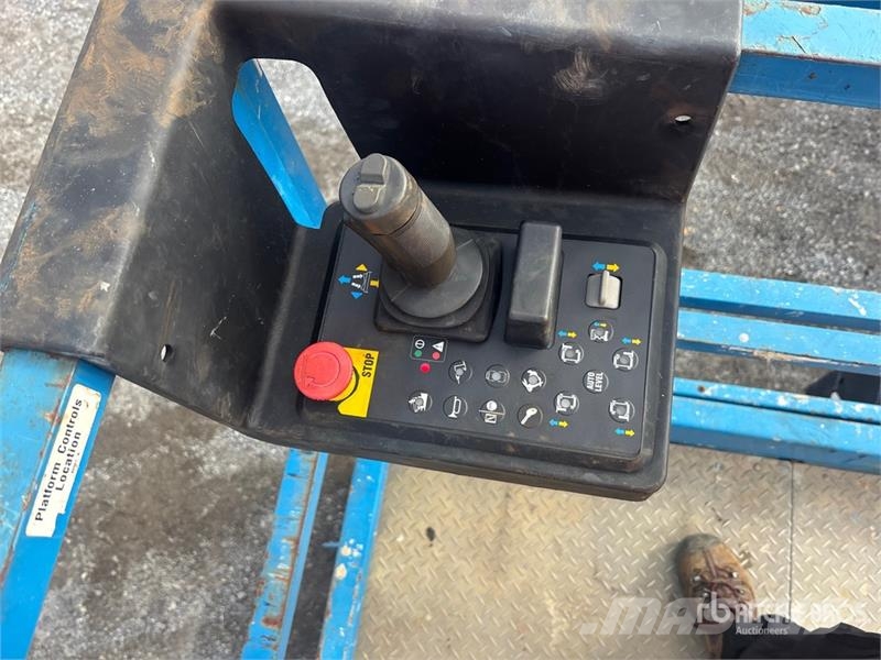Genie GS-5390 4x4 Diesel Scissor Lift Ollós emelők