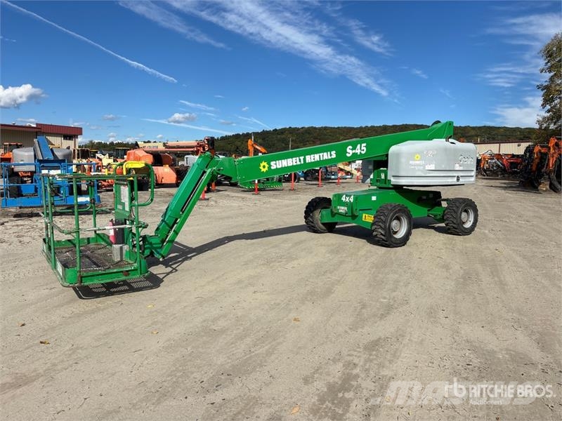 Genie S-45 Telescopic boom lifts