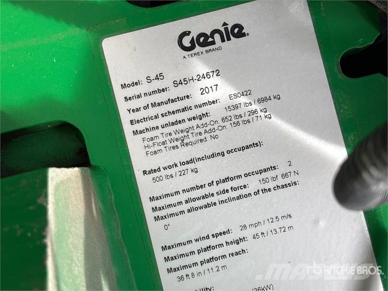 Genie S-45 Telescopic boom lifts