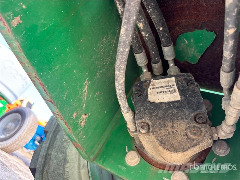 Genie S-45 Telescopic boom lifts