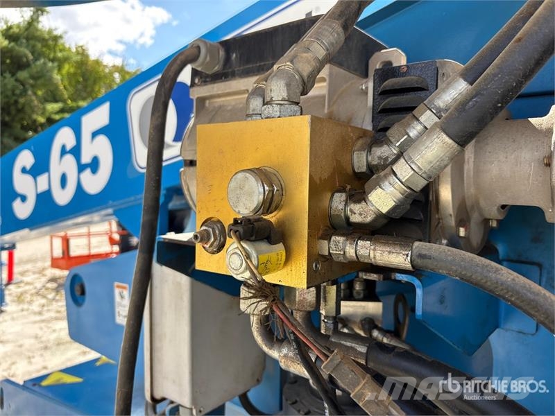 Genie S-65 4WD Diesel Telescopic Boom Lift Teleszkópos emelők