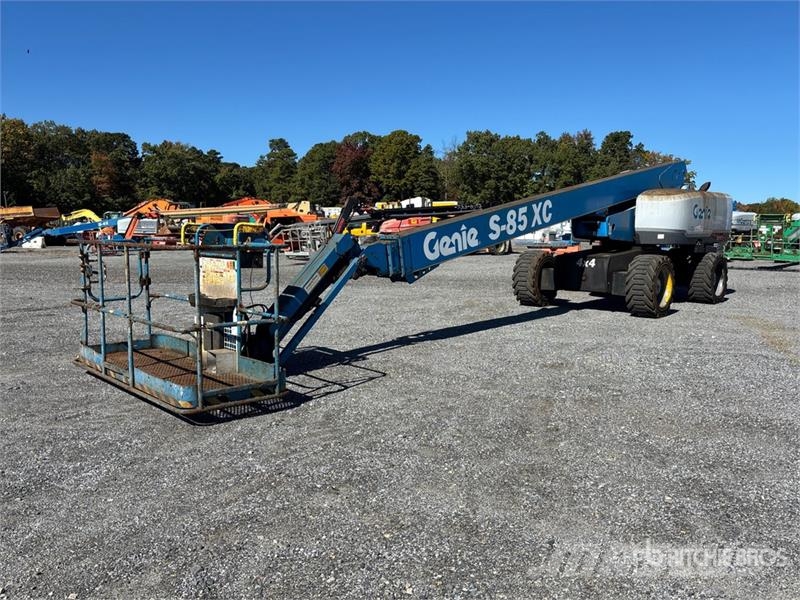 Genie S-85 XC 4WD Diesel Telescopic Boom Lift Teleskopske dvižne ploščadi
