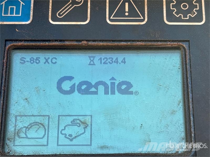 Genie S-85 XC 4WD Diesel Telescopic Boom Lift Teleskopske dvižne ploščadi
