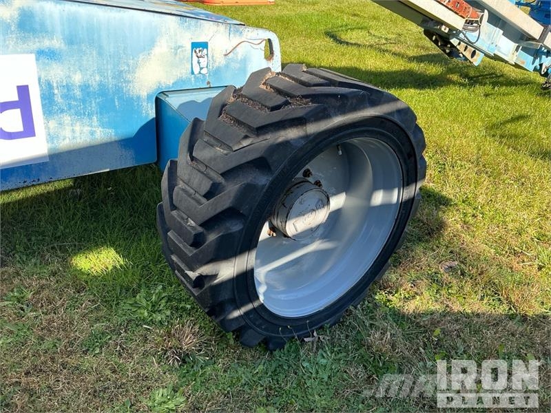 Genie S60 4WD Diesel Telescopic Boom Lift Телескопічні підйомники