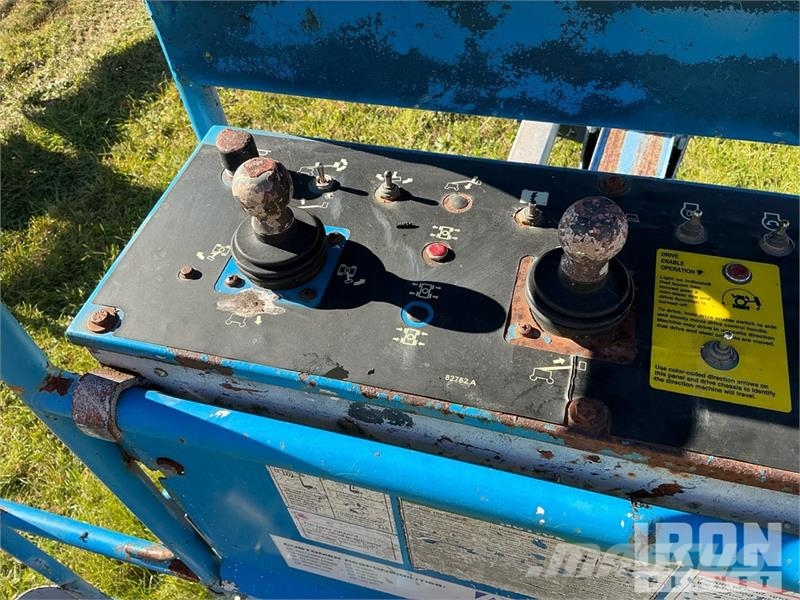 Genie S60 4WD Diesel Telescopic Boom Lift Телескопічні підйомники