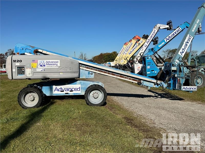 Genie S60 4WD Diesel Telescopic Boom Lift Телескопічні підйомники