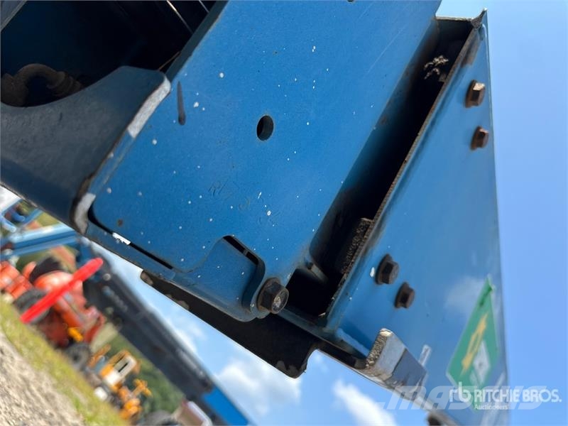 Genie SX-135 XC 4WD Diesel Telescopic Boom Lift Teleskopske podizne platforme