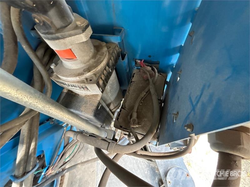 Genie SX-135 XC 4WD Diesel Telescopic Boom Lift Teleskopske podizne platforme