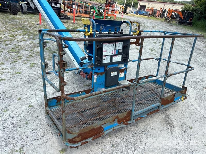 Genie SX-135 XC 4WD Diesel Telescopic Boom Lift Teleskopske podizne platforme