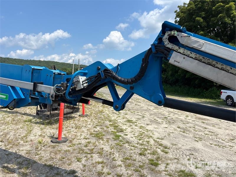 Genie SX-135 XC 4WD Diesel Telescopic Boom Lift Teleskopske podizne platforme
