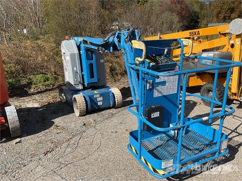 Genie Z-30/20N RJ 2WD Electric Articulating Boom Lift 관절형 전동이동 리프트