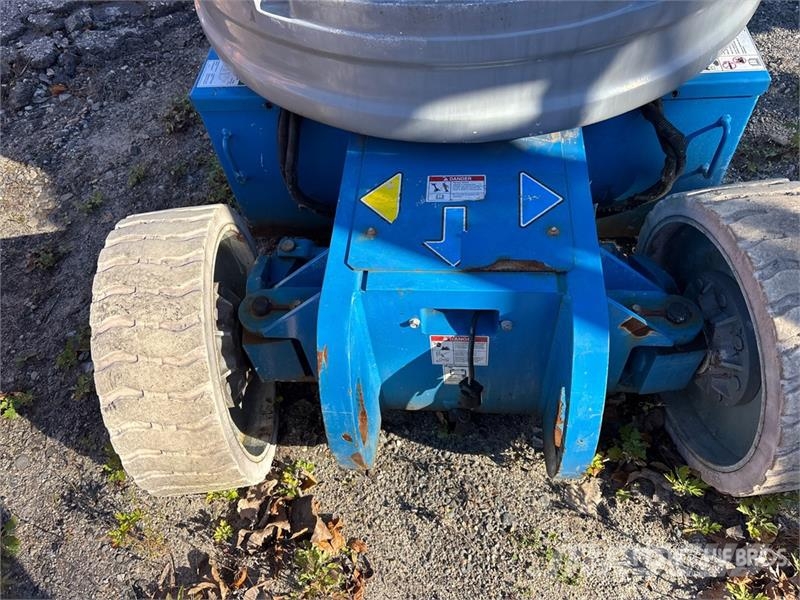 Genie Z-30/20N RJ 2WD Electric Articulating Boom Lift Коленчатые подъемники