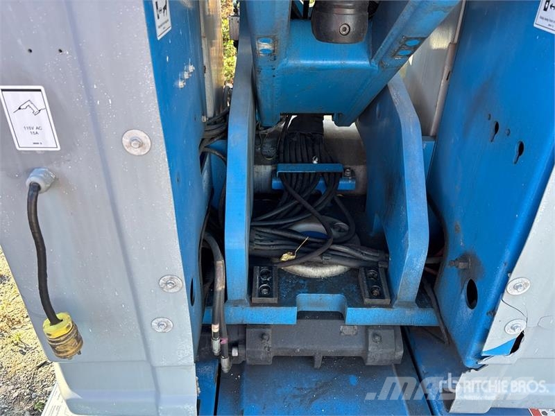 Genie Z-30/20N RJ 2WD Electric Articulating Boom Lift Коленчатые подъемники