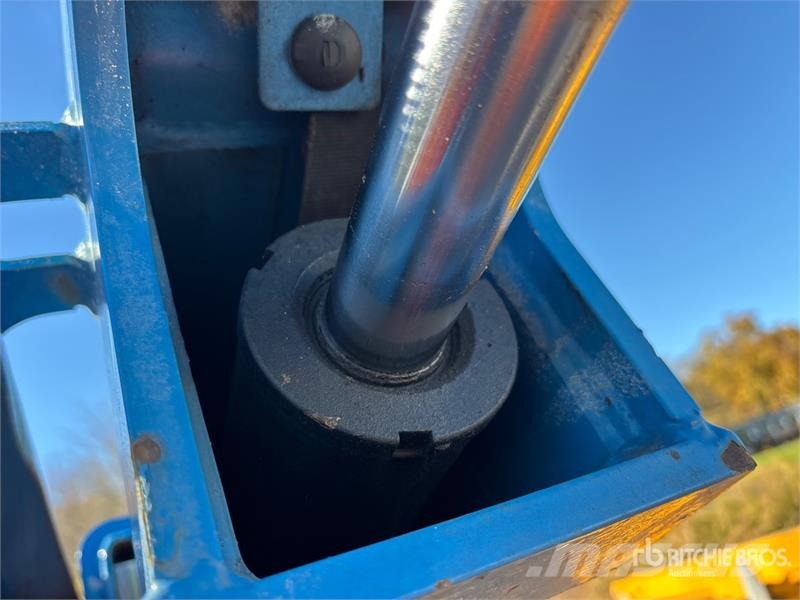 Genie Z-30/20N RJ 2WD Electric Articulating Boom Lift Коленчатые подъемники