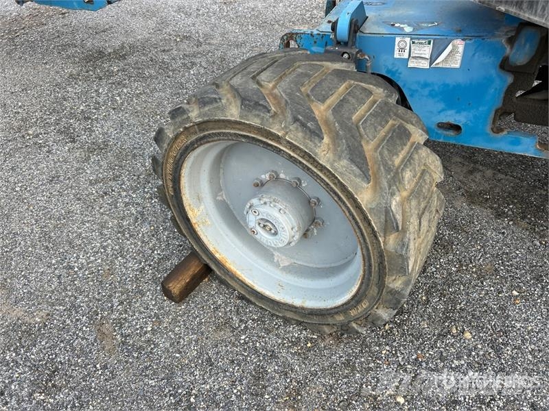 Genie Z-45/25 4WD Diesel Articulating Boom Lift (Inopera Piattaforme a braccio articolato