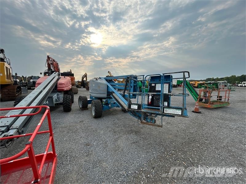 Genie Z-45/25 4WD Diesel Articulating Boom Lift (Inopera Piattaforme a braccio articolato