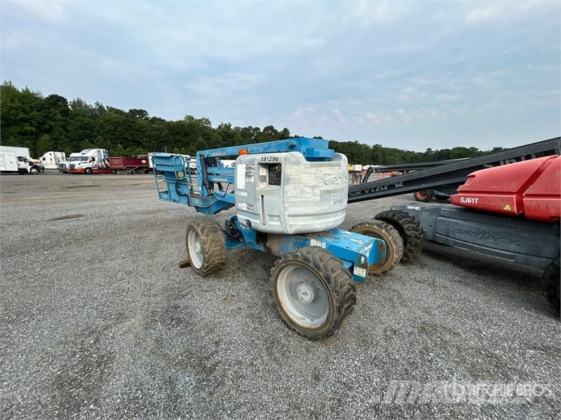 Genie Z-45/25 4WD Diesel Articulating Boom Lift (Inopera Piattaforme a braccio articolato